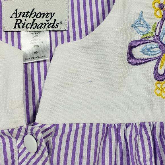 Anthony Richards Purple Seersucker Nightgown Sz M Embroidered Floral Butterfly - Picture 13 of 13